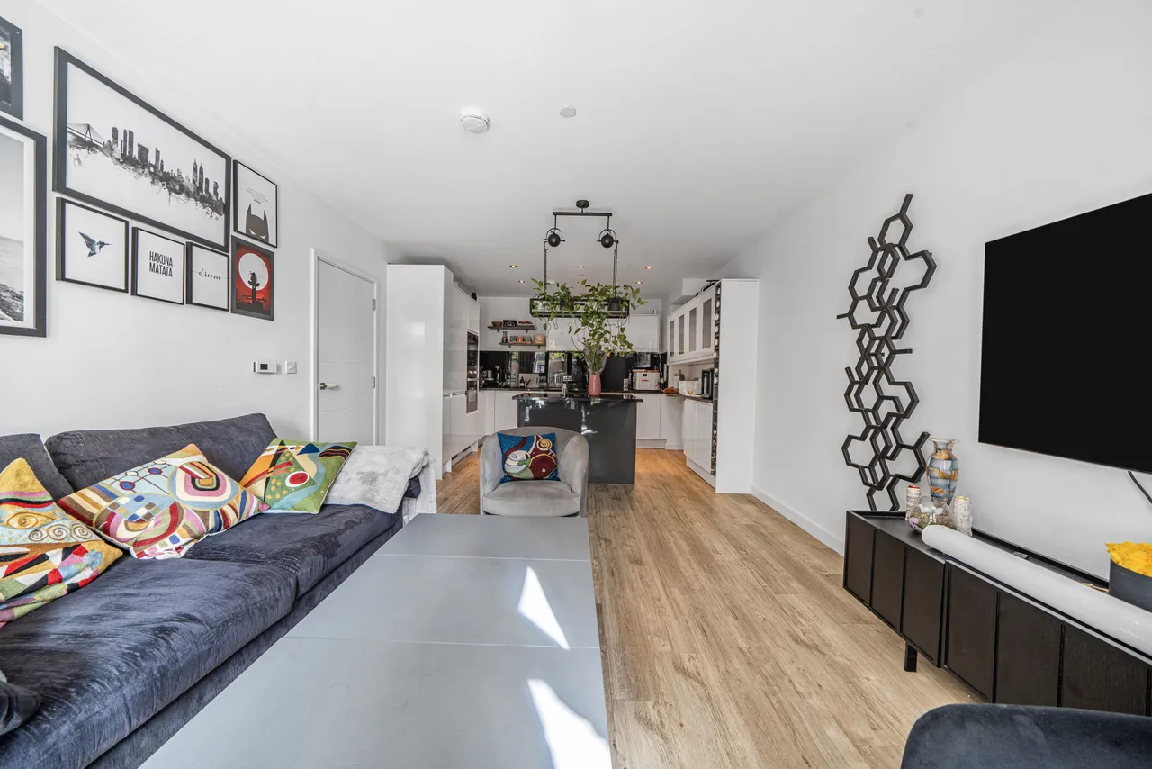 Flat 95, Viscount House, LONDON, photo 2