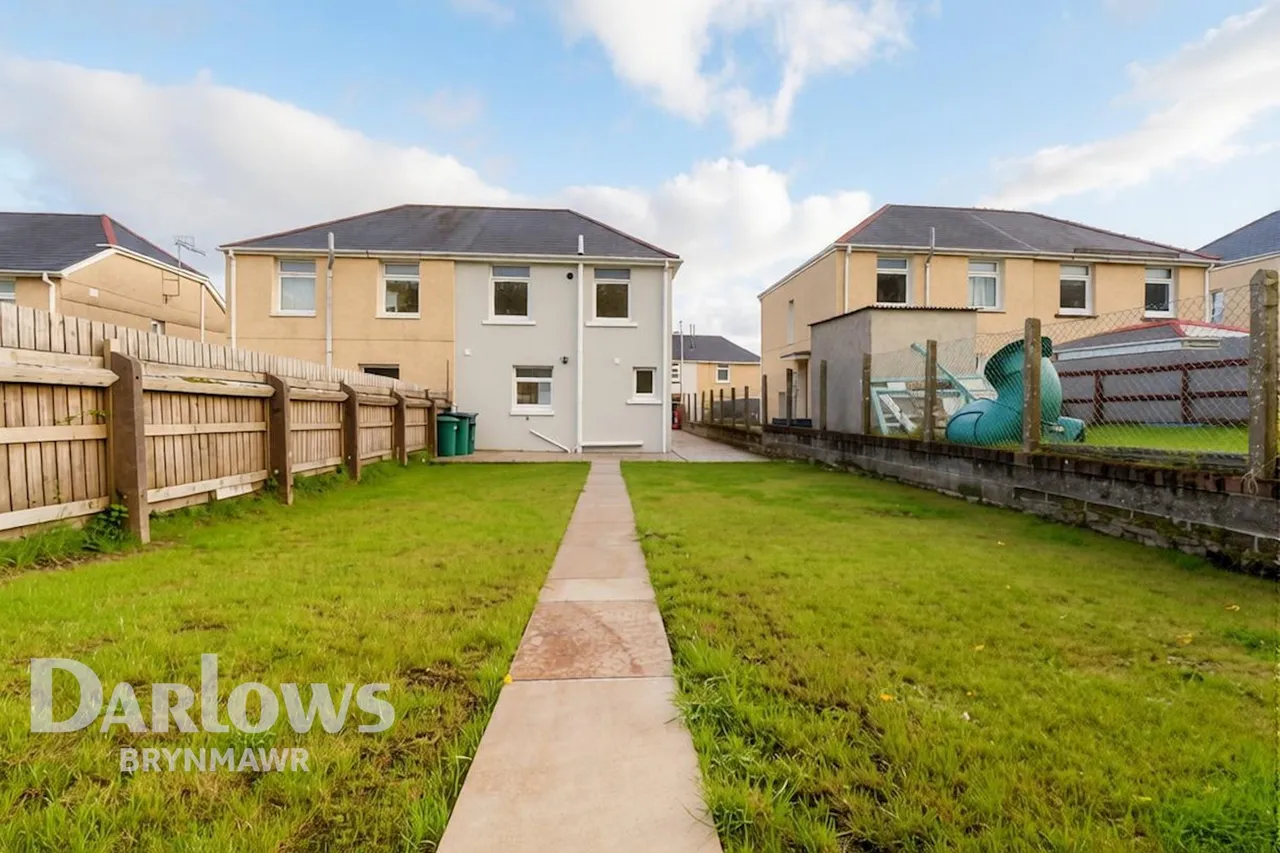 Rhyd-Y-Cae, Ebbw Vale, photo 13