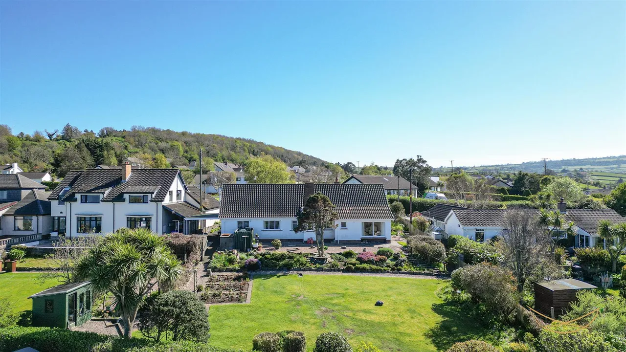 Whin Road, Ballygally, Larne, BT40 2QJ, photo 53