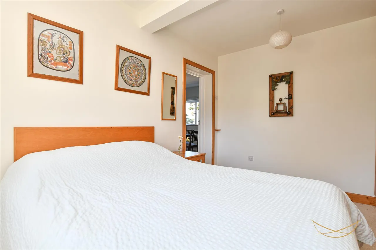 Whin Road, Ballygally, Larne, BT40 2QJ, photo 36