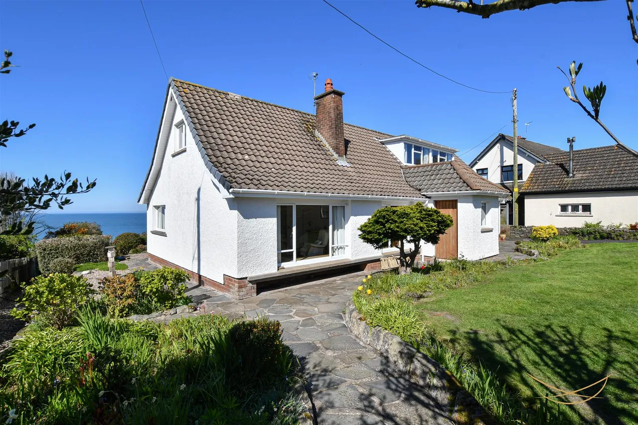 Whin Road, Ballygally, Larne, BT40 2QJ, photo 7