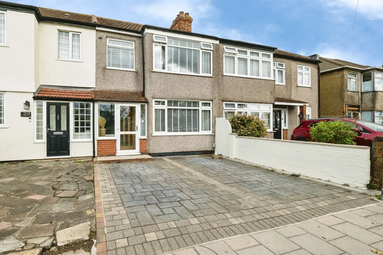 Upper Rainham Road, Hornchurch, RM12, photo 4