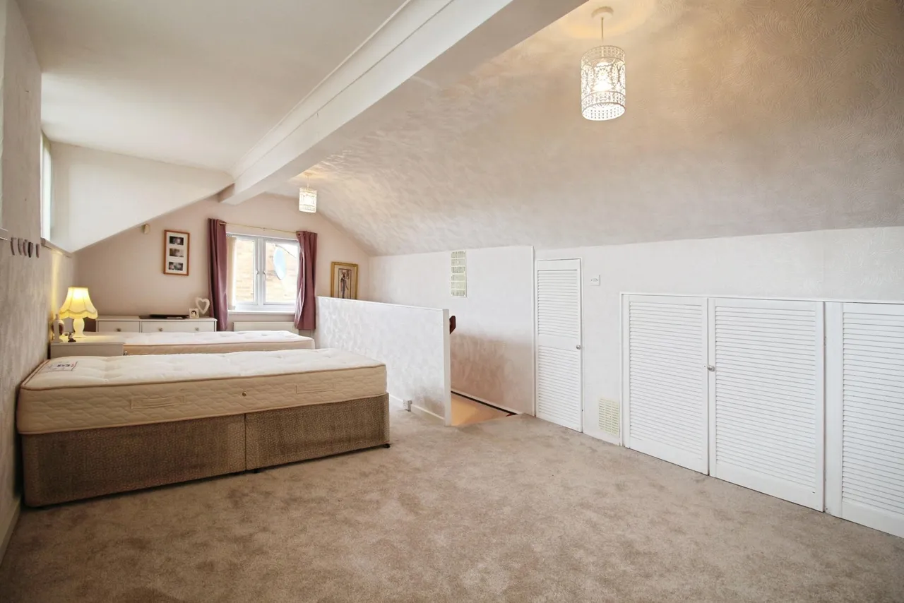 Redhill Crescent, Wakefield, WF3, photo 15