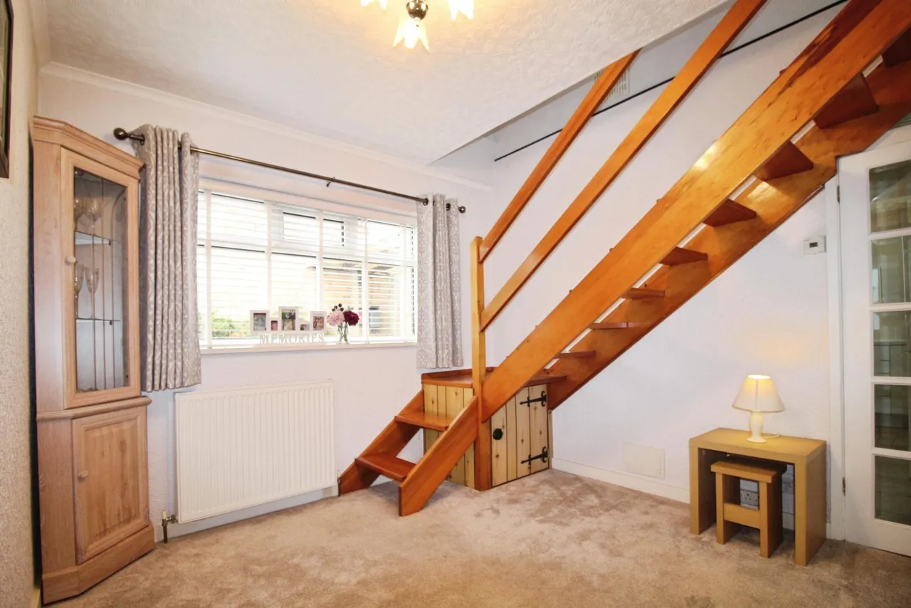 Redhill Crescent, Wakefield, WF3, photo 14