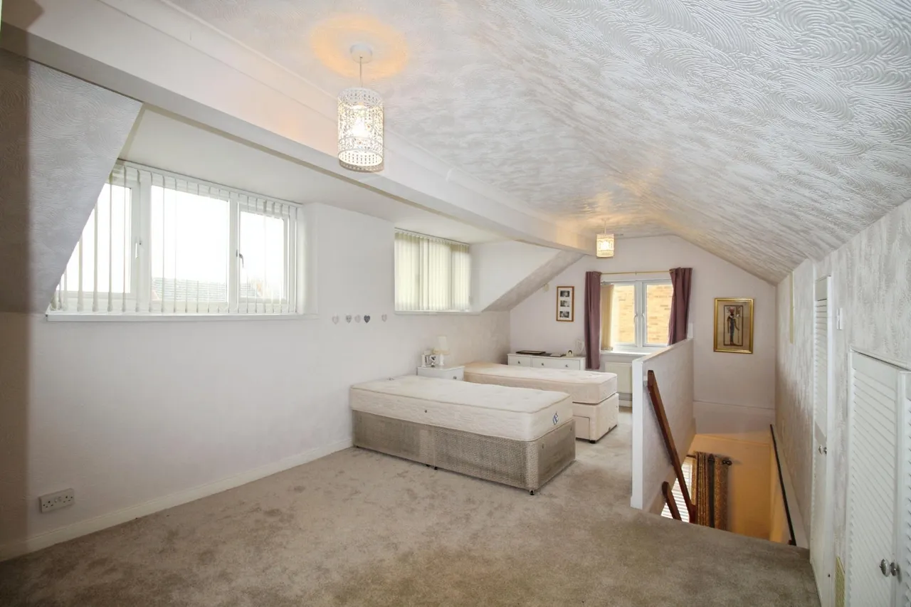 Redhill Crescent, Wakefield, WF3, photo 16