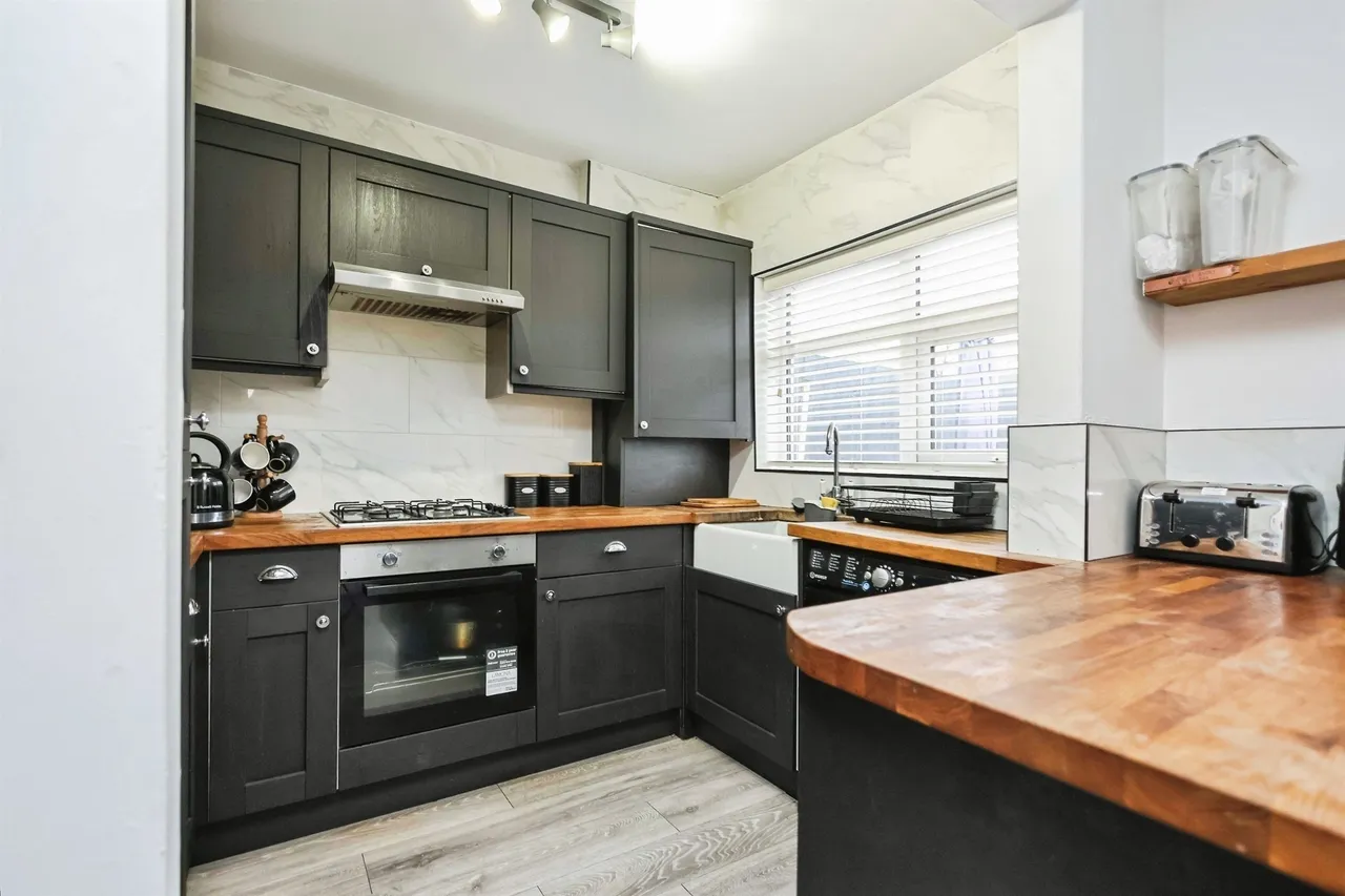 Uplands Avenue, Rowley Regis, B65, photo 12