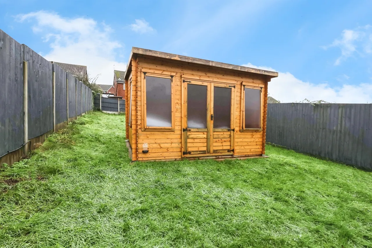 Uplands Avenue, Rowley Regis, B65, photo 16
