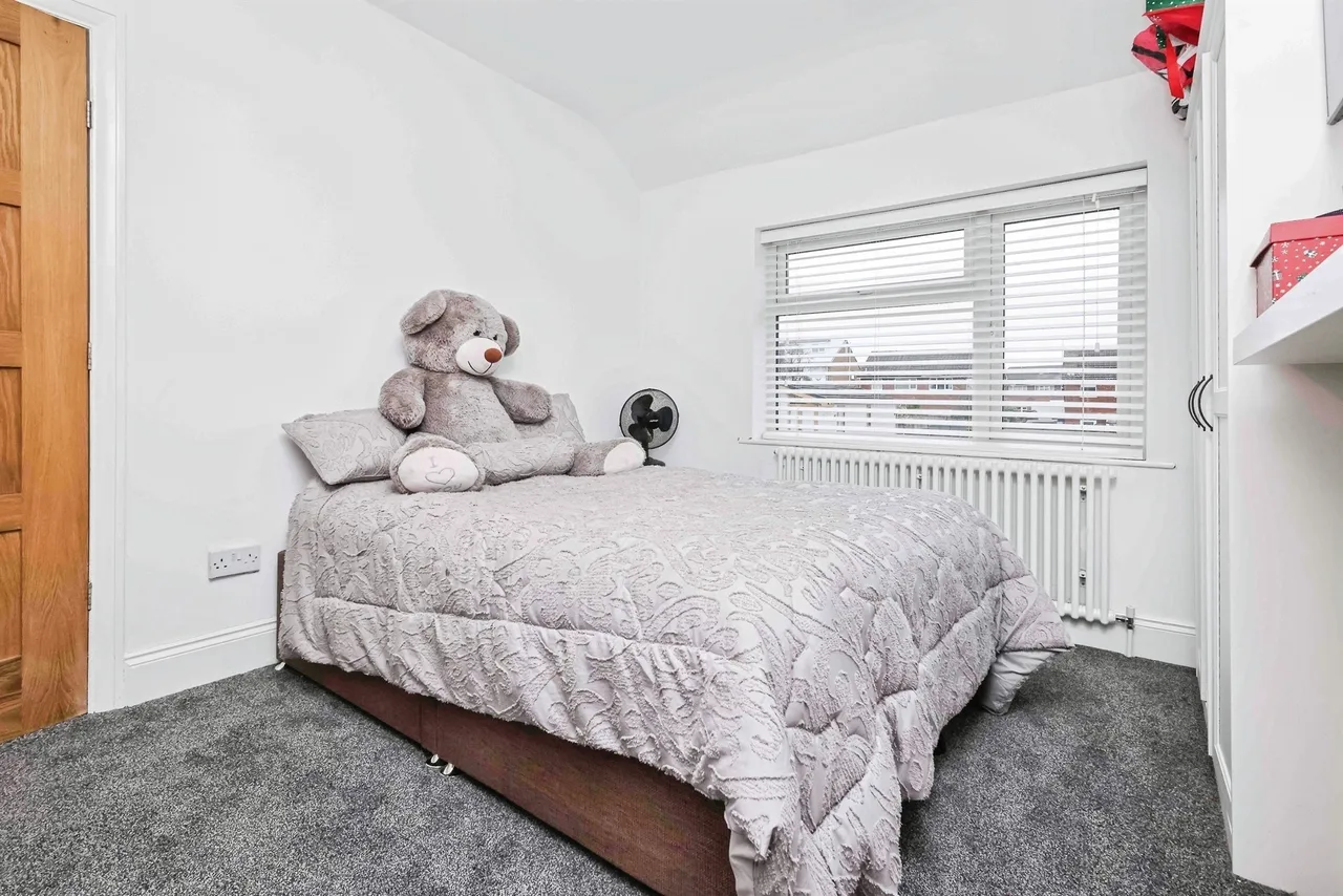 Uplands Avenue, Rowley Regis, B65, photo 5