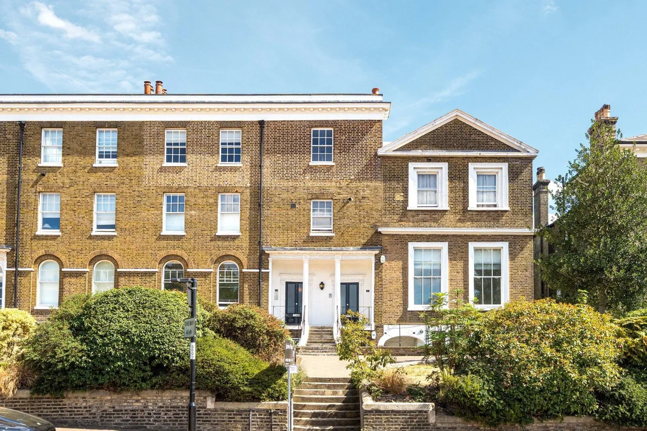 2 bed property for sale — Montpelier Row, SE3