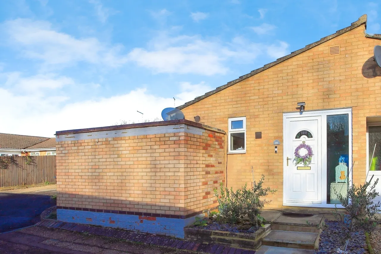 2 bed house for sale — Wingfield, Orton Goldhay, Peterborough, Cambridgeshire, PE2