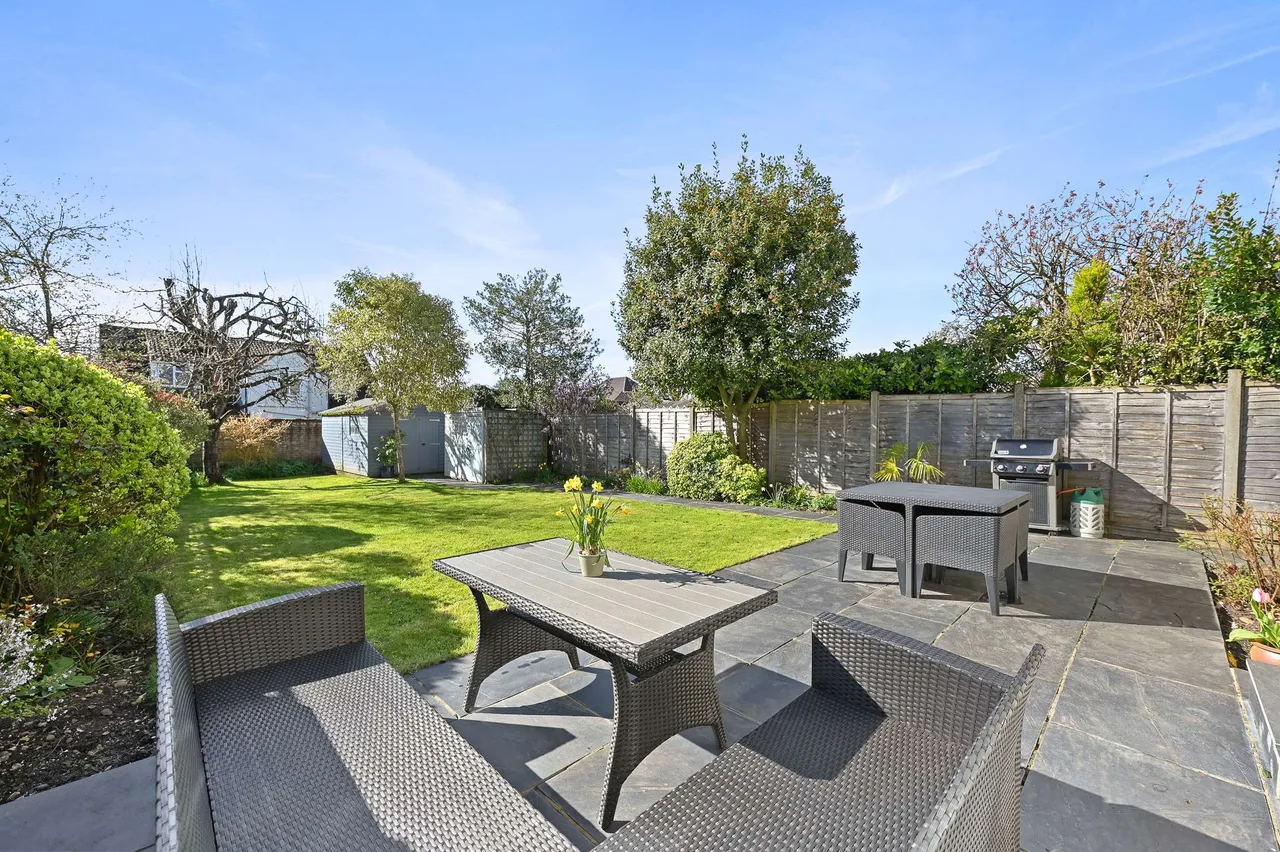 Glebe Road, Chalfont St. Peter, SL9, photo 13