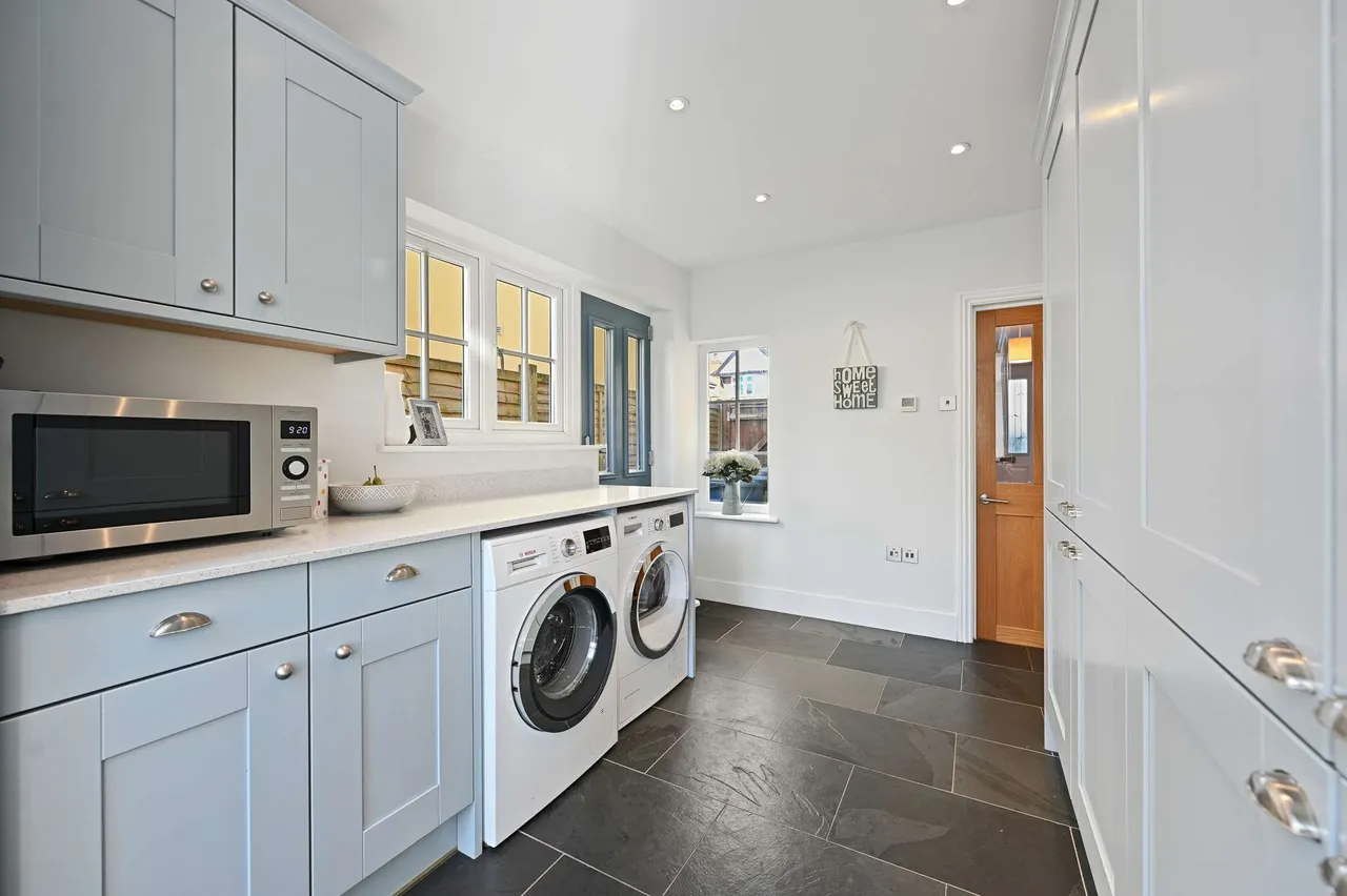 Glebe Road, Chalfont St. Peter, SL9, photo 5