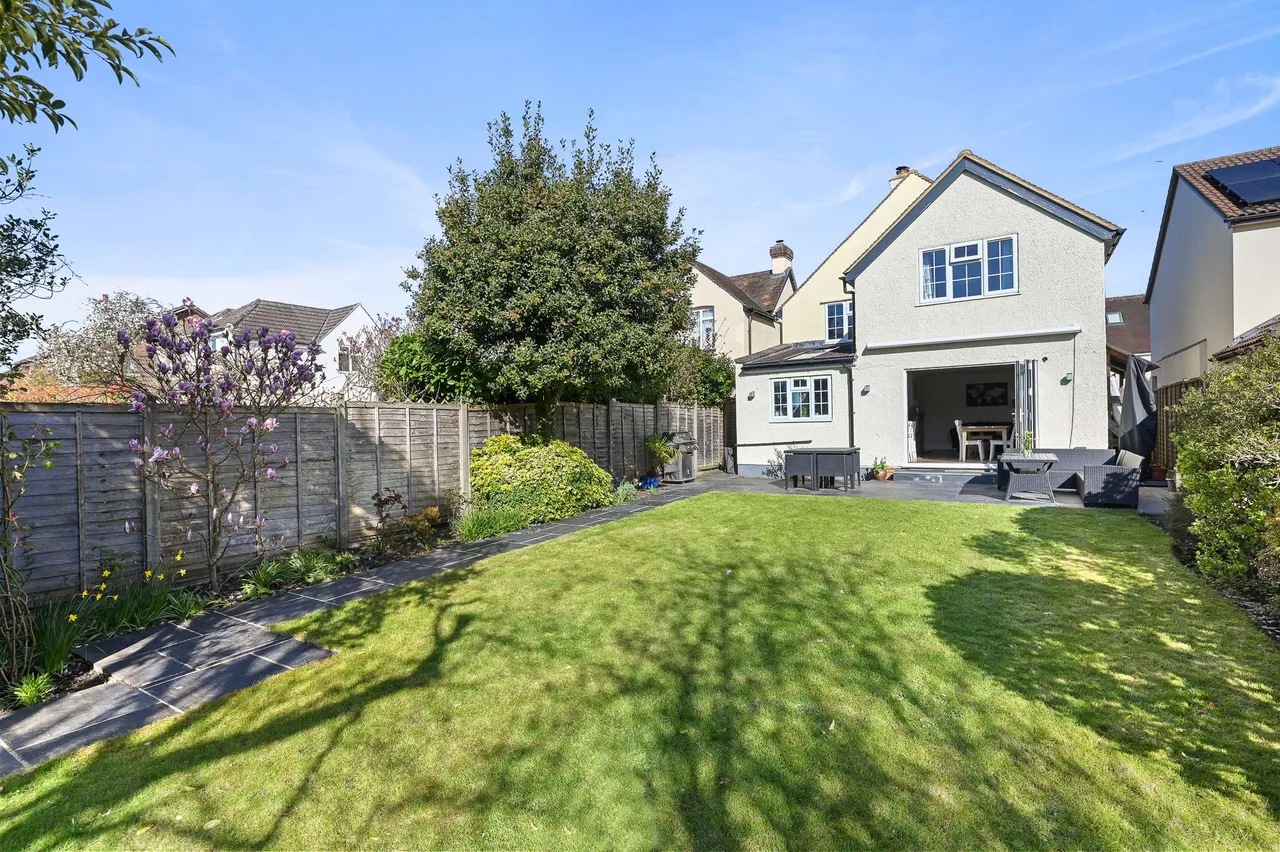 4 bed house for sale, Glebe Road, Chalfont St. Peter, SL9