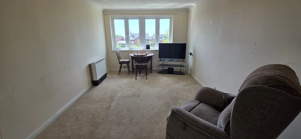 Station Road, Marple, SK6, photo 4