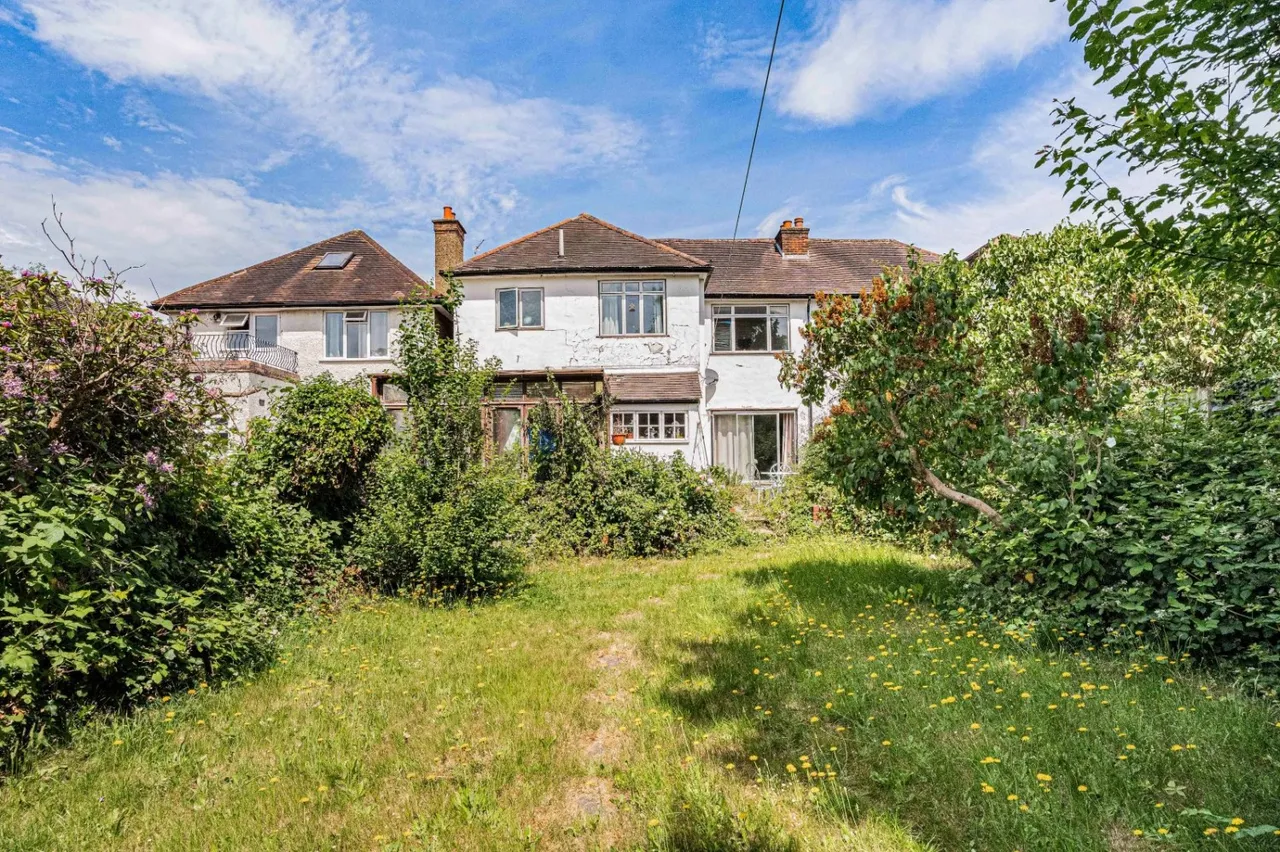 Whitchurch Lane, Edgware, HA8, photo 24