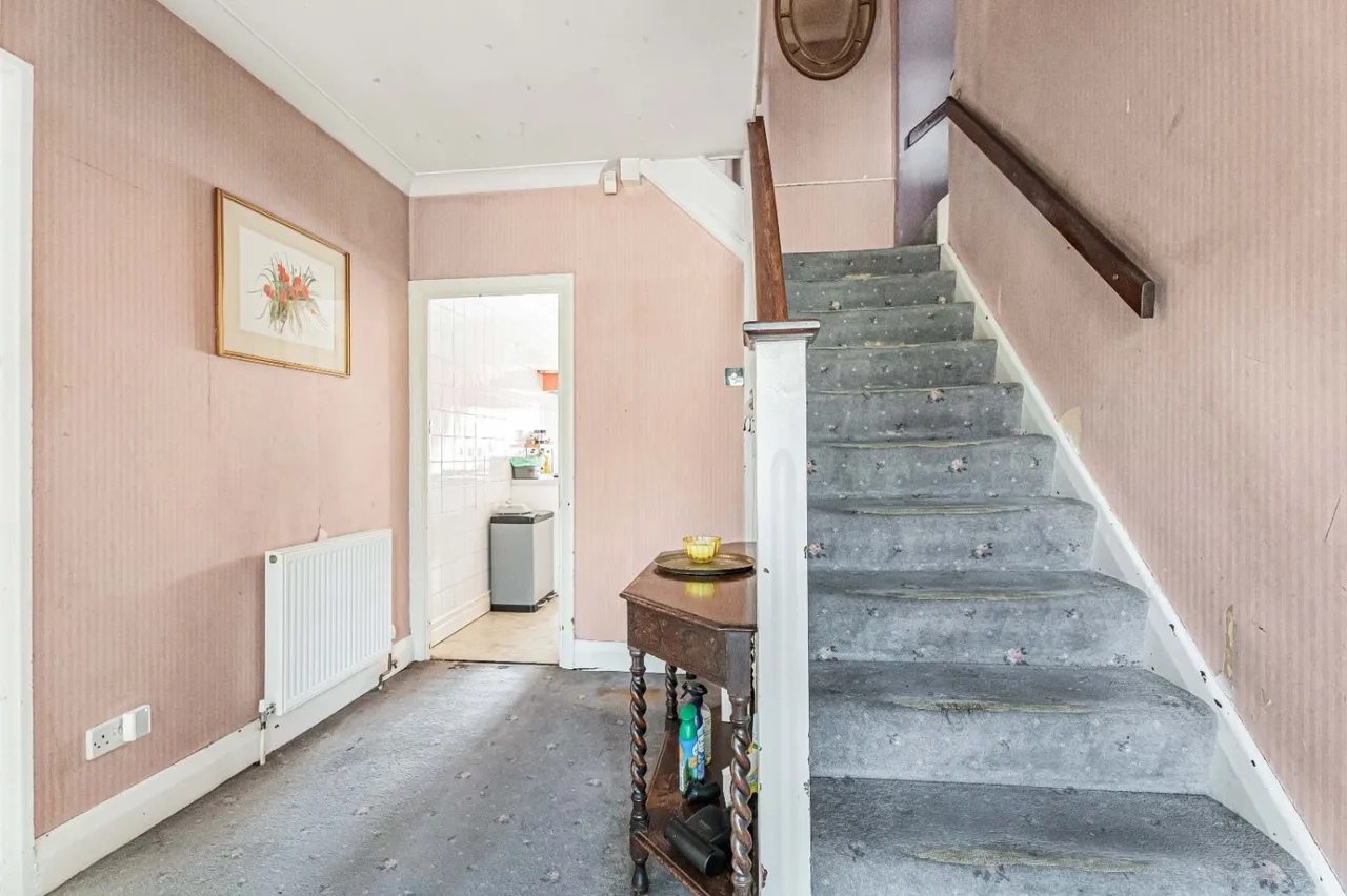 Whitchurch Lane, Edgware, HA8, photo 4