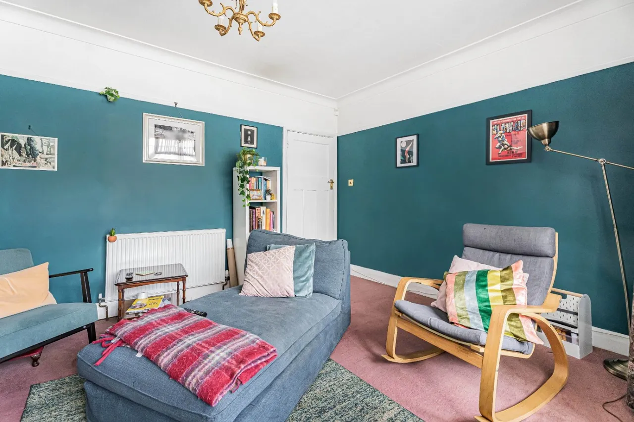 Whitchurch Lane, Edgware, HA8, photo 11