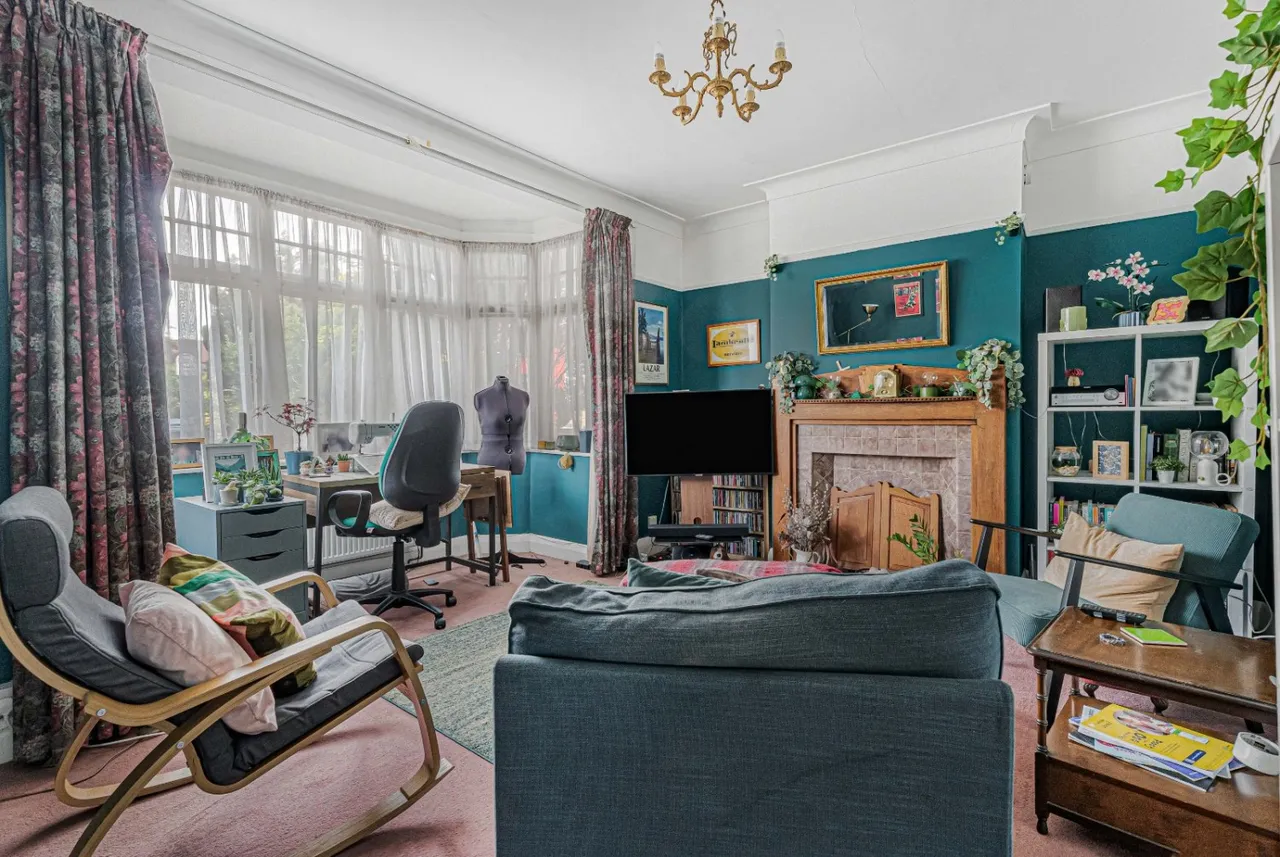 Whitchurch Lane, Edgware, HA8, photo 8