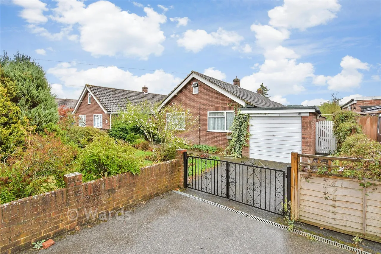 2 bed house for sale, Five Oak Green Road, Five Oak Green, TN12