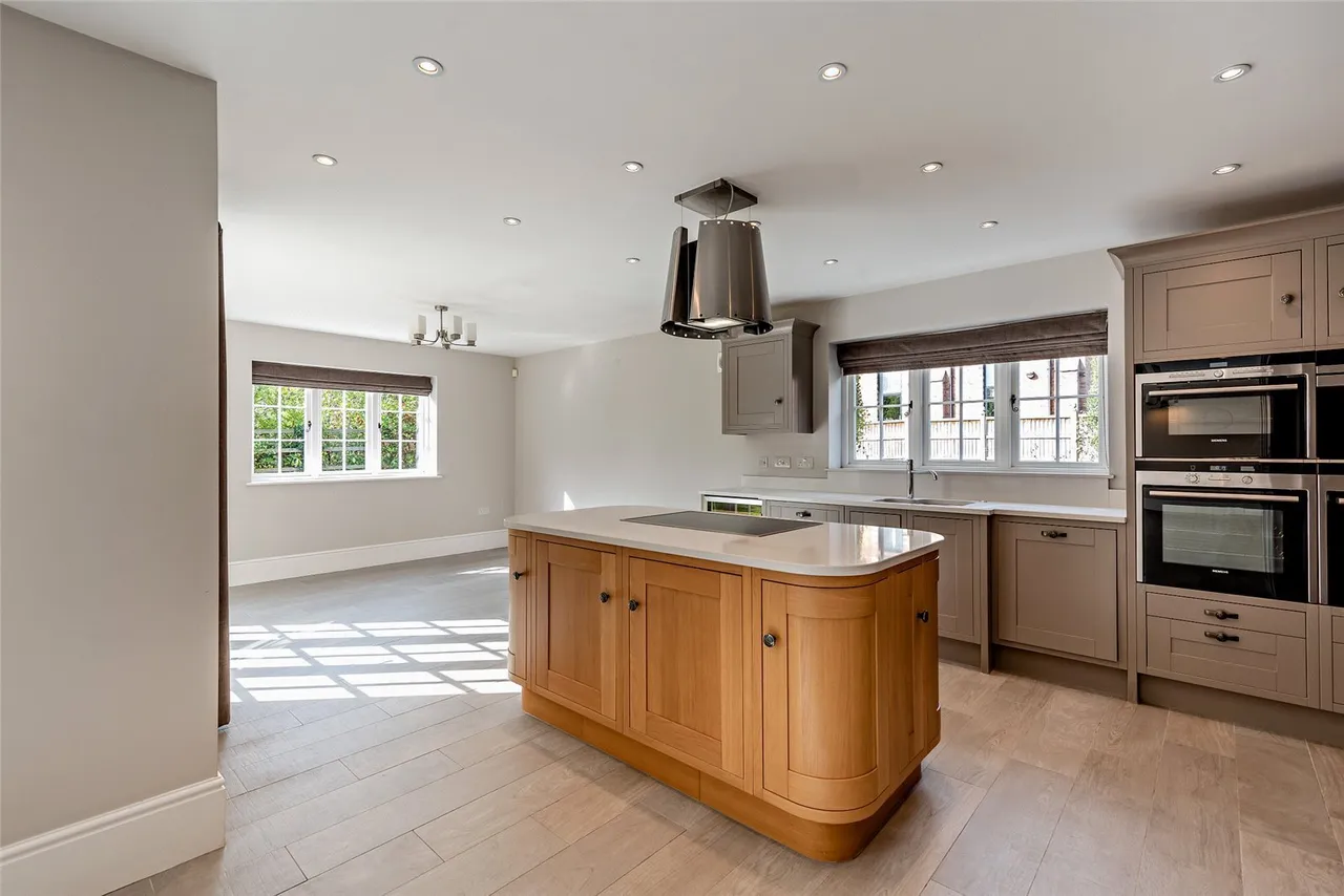 Barton Road, Barton, SY14, photo 10