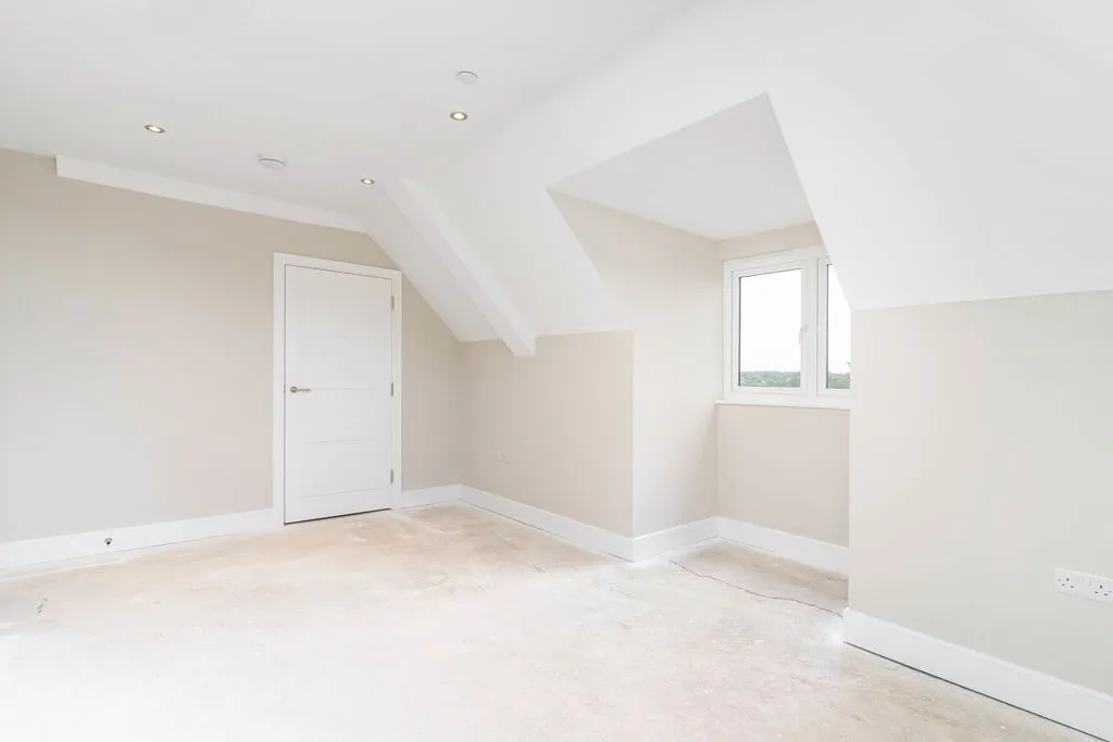 88 Riddlesdown Road, Purley CR8 1DD, photo 7