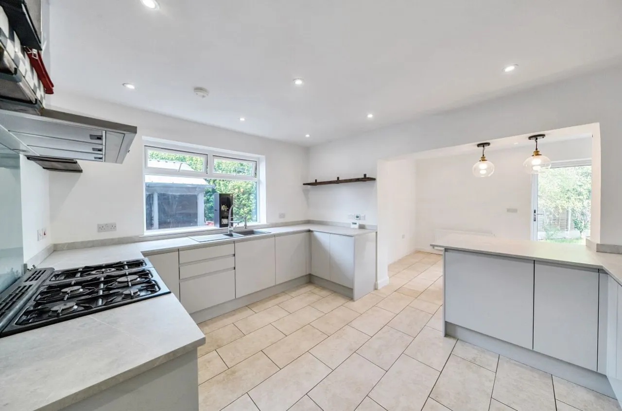 Oakwell Avenue, LS8, photo 2