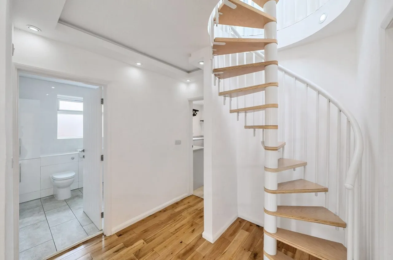 Oakwell Avenue, LS8, photo 9