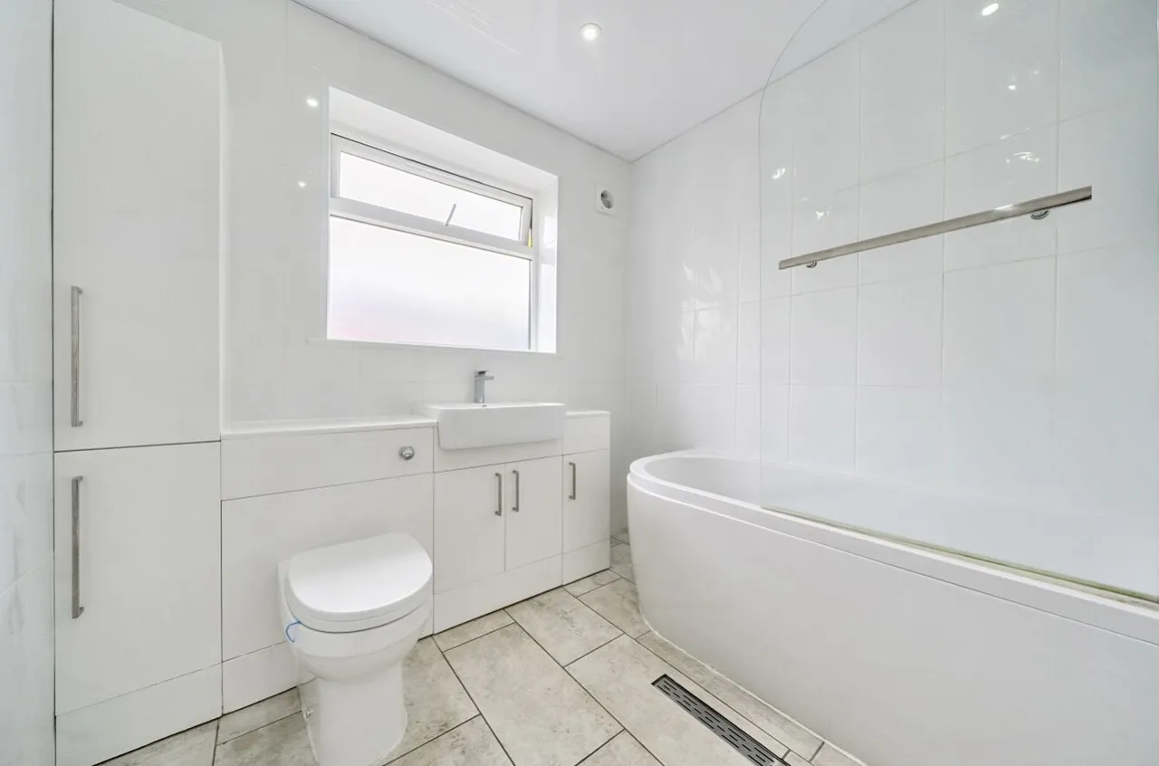 Oakwell Avenue, LS8, photo 11