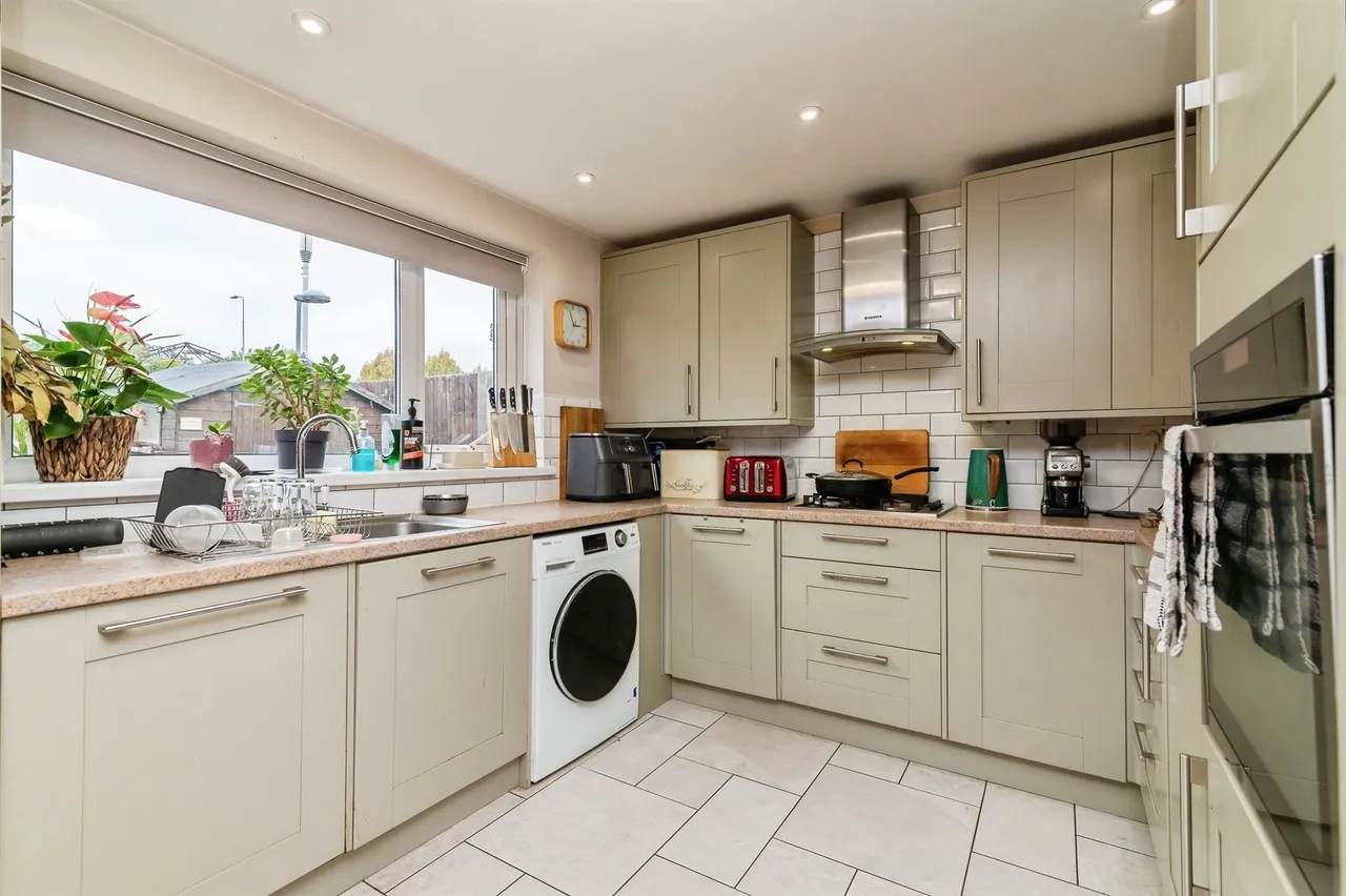 Smithy Close, Nottingham, NG11, photo 2