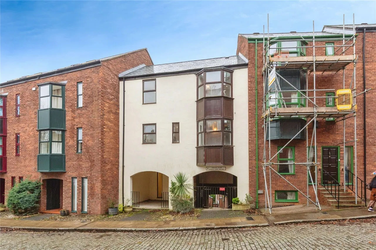 3 bed house for sale — Dunelm Court, South Street, Durham, DH1