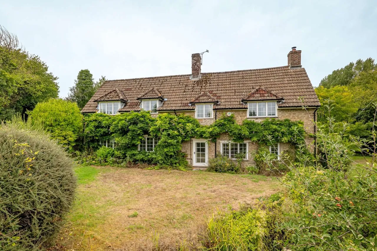 4 bed house for sale, Stoney Stoke, Wincanton, BA9