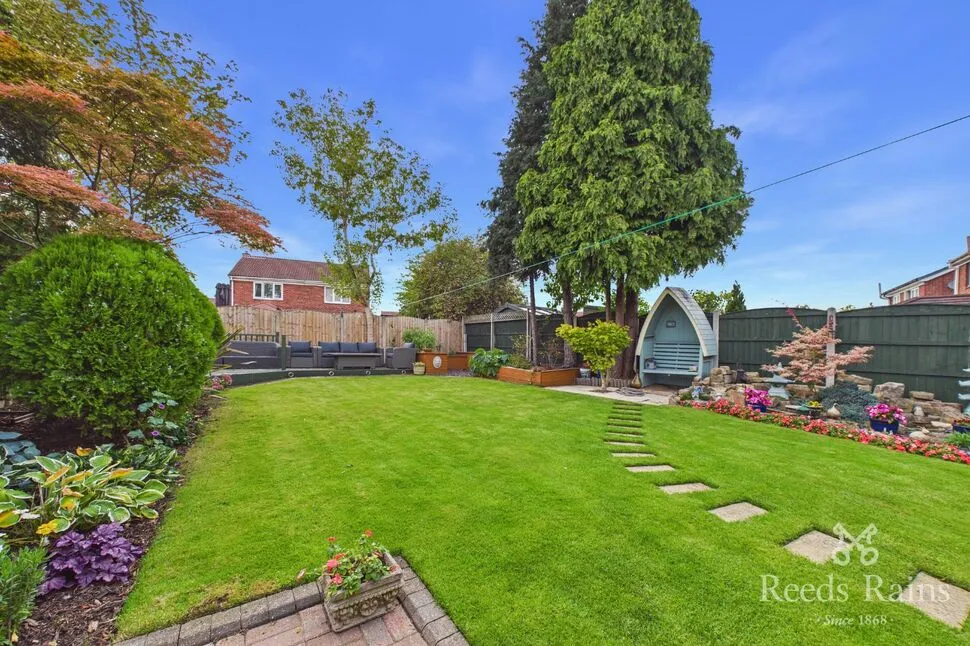 Hillcrest Road, Castleford, WF10, photo 18