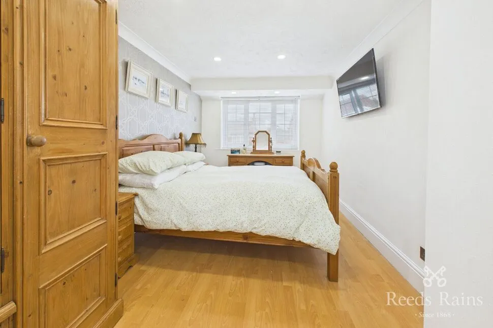 Hillcrest Road, Castleford, WF10, photo 10