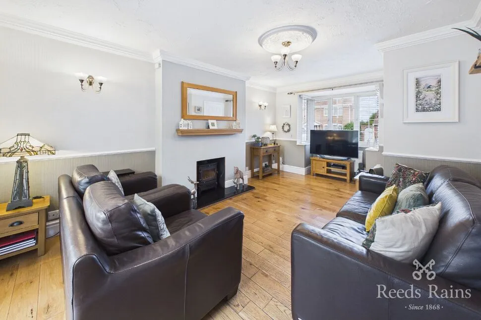 Hillcrest Road, Castleford, WF10, photo 2