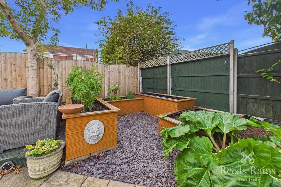 Hillcrest Road, Castleford, WF10, photo 21