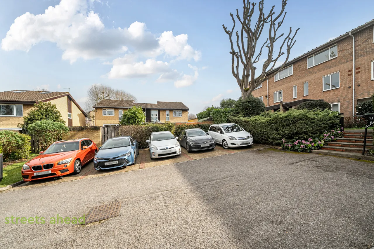 Anselm Close, Park Hill, CR0, photo 11