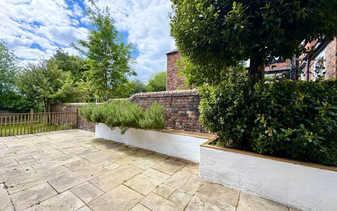 Dentons Green Lane, Dentons Green, photo 29