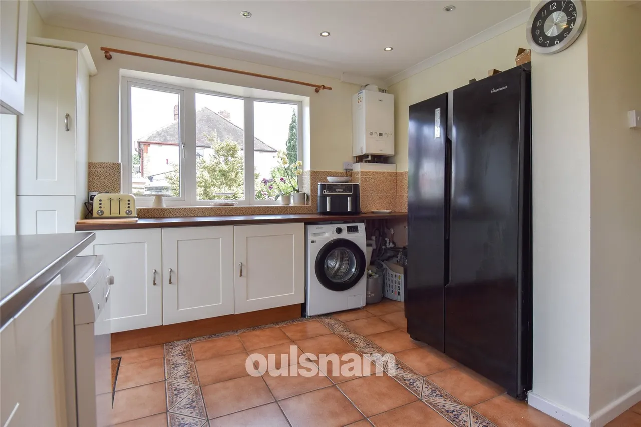 Wyche Avenue, Kings Heath, Birmingham, West Midlands, B14 6LQ, photo 16