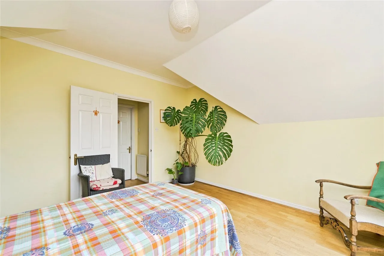 East Lane, Kingston upon Thames, KT1, photo 11