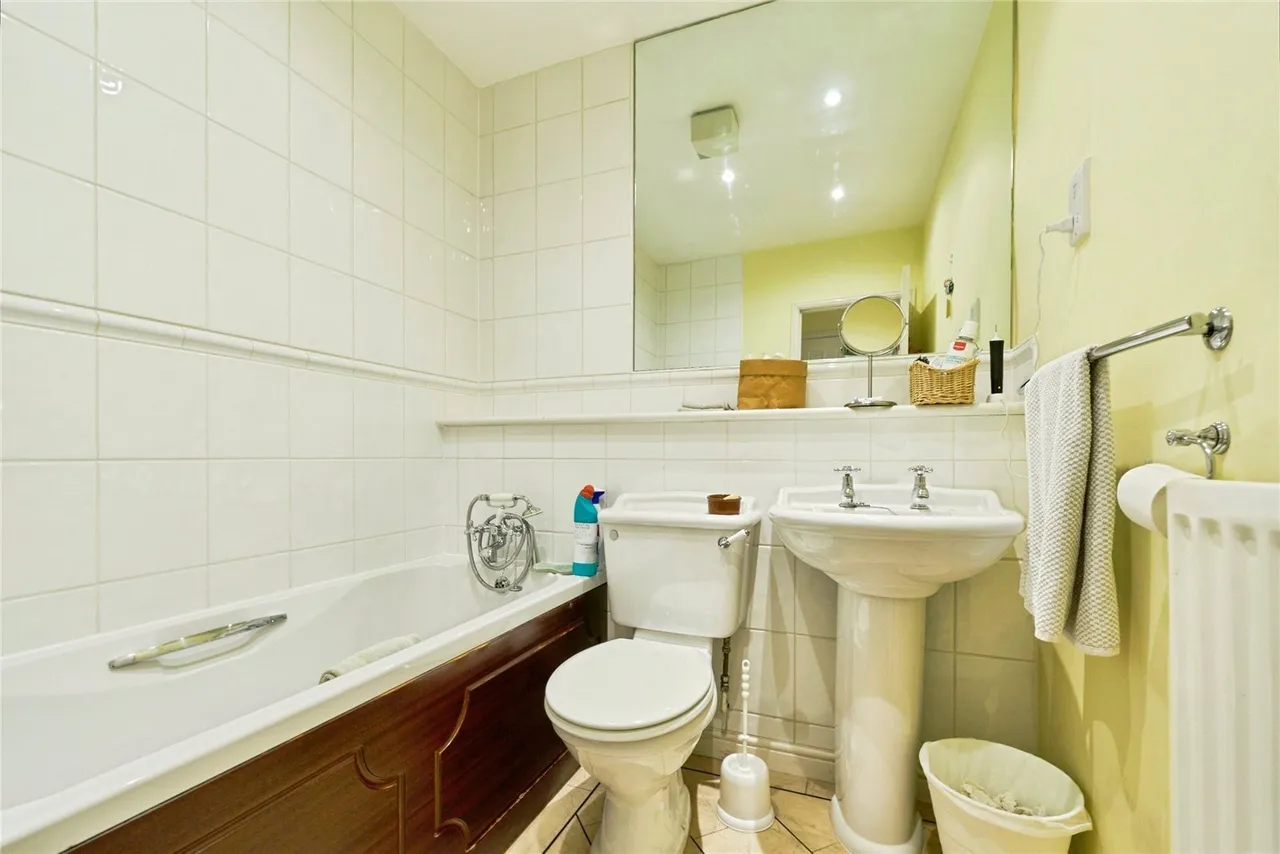 East Lane, Kingston upon Thames, KT1, photo 19