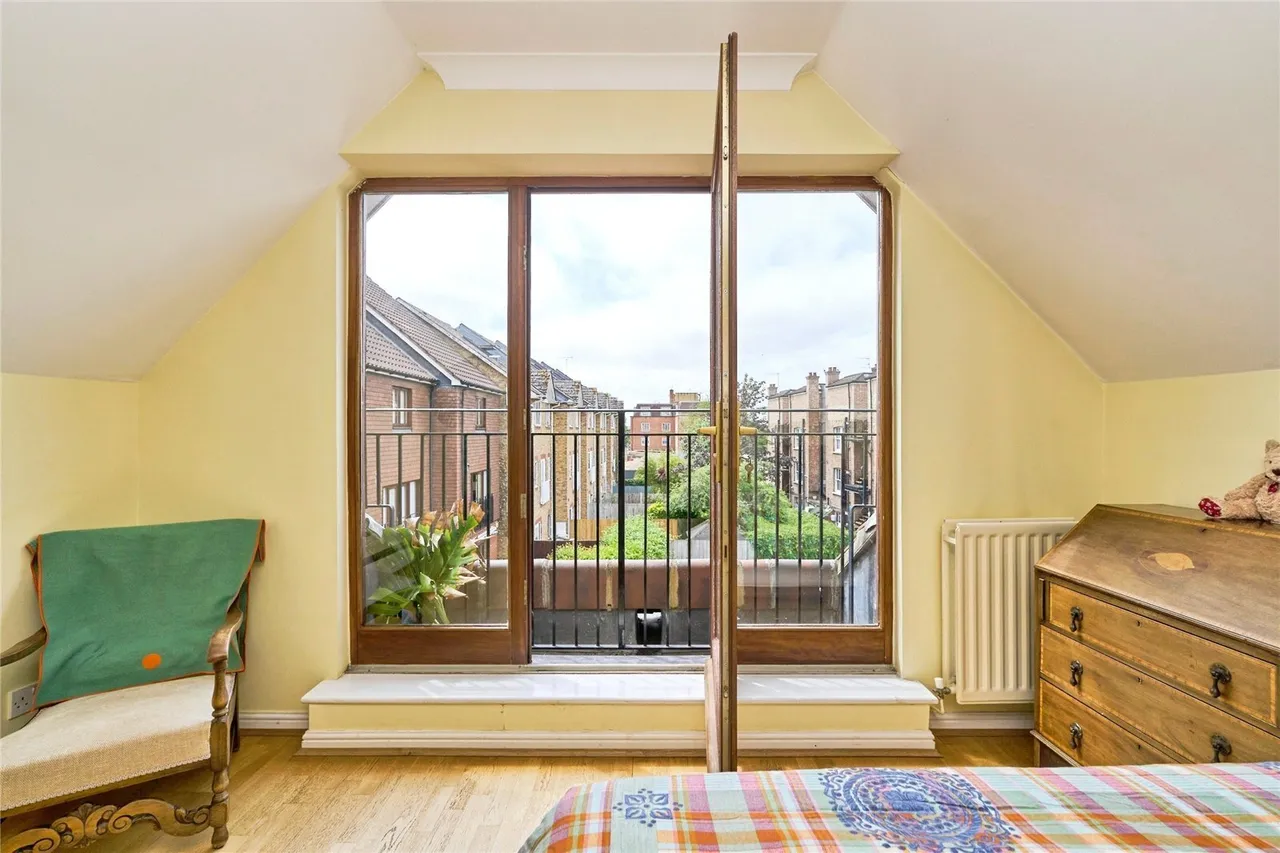 East Lane, Kingston upon Thames, KT1, photo 8