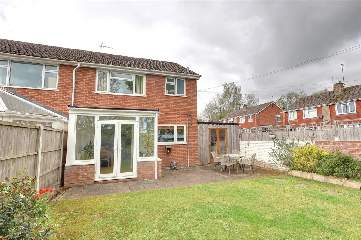 Knights Crescent, Newent, GL18, photo 10