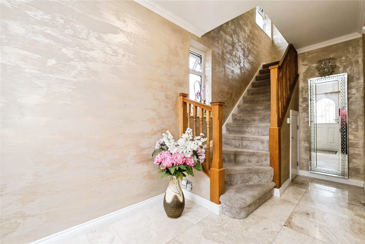 Don Way, Romford, RM1, photo 16