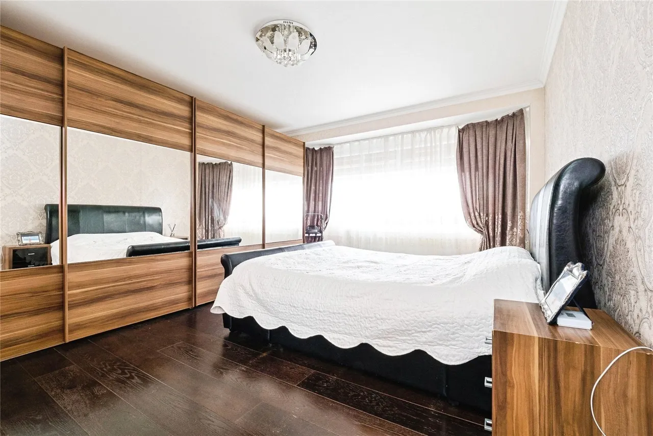 Don Way, Romford, RM1, photo 17
