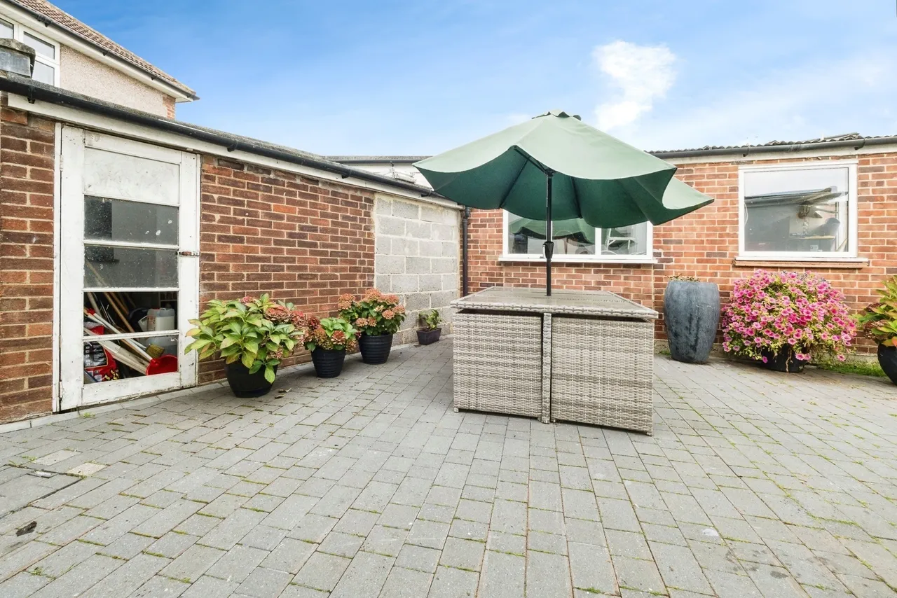 Don Way, Romford, RM1, photo 7