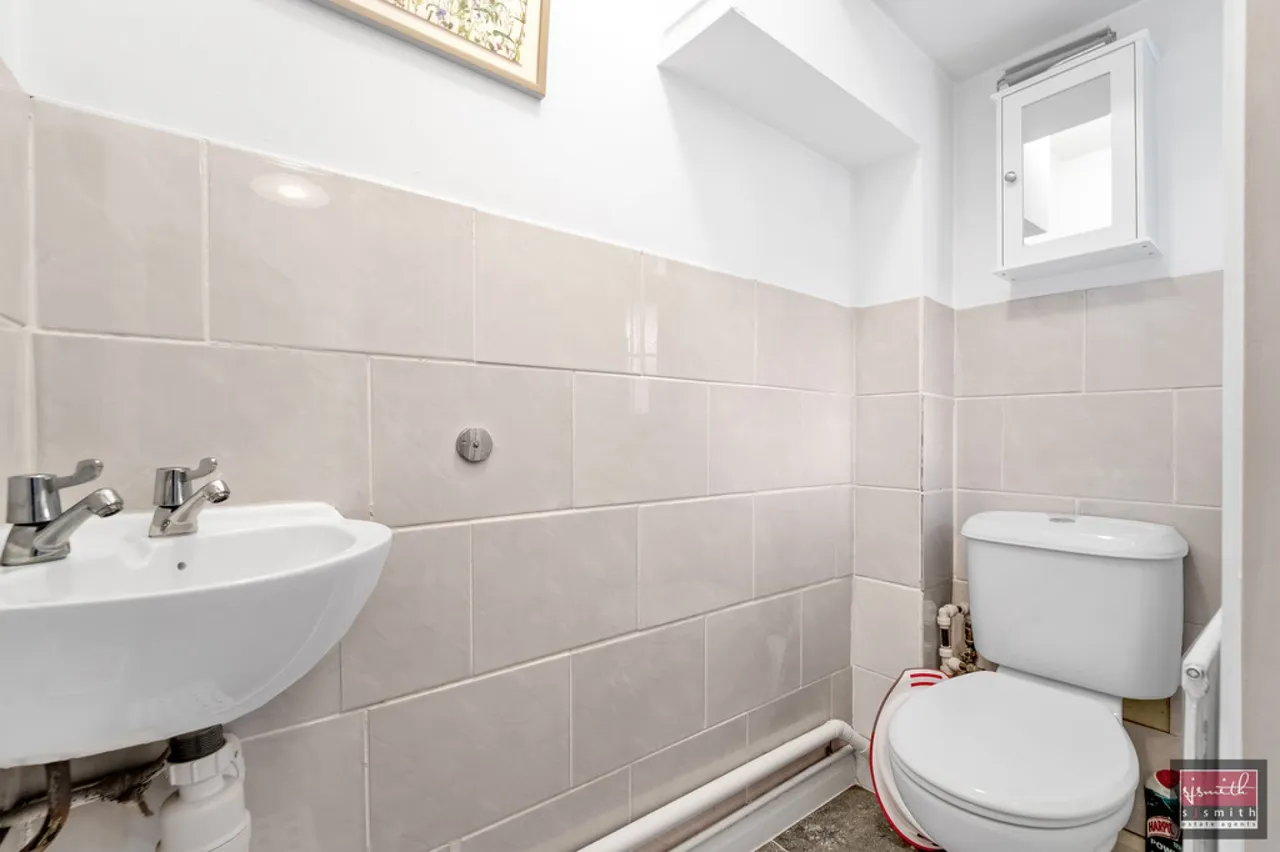 Springfield Road, Ashford, TW15, photo 14