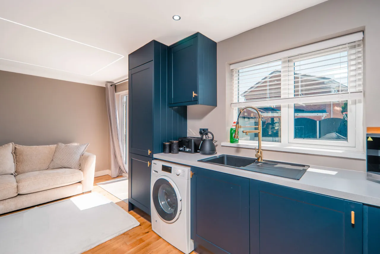 Mendip Close, Bolton, BL2 6LG, photo 6