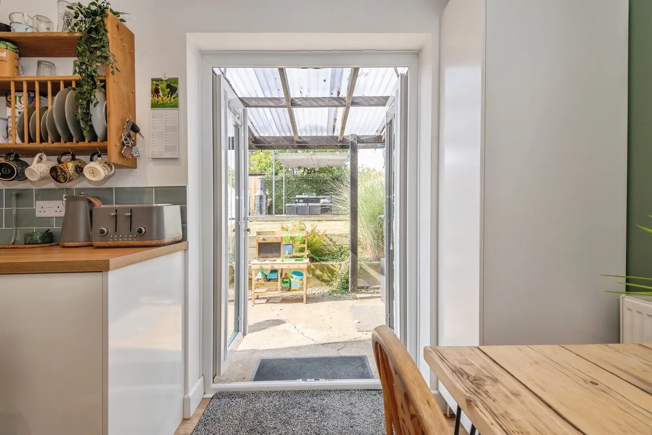 King Cuthred Drive, Chard, TA20, photo 18