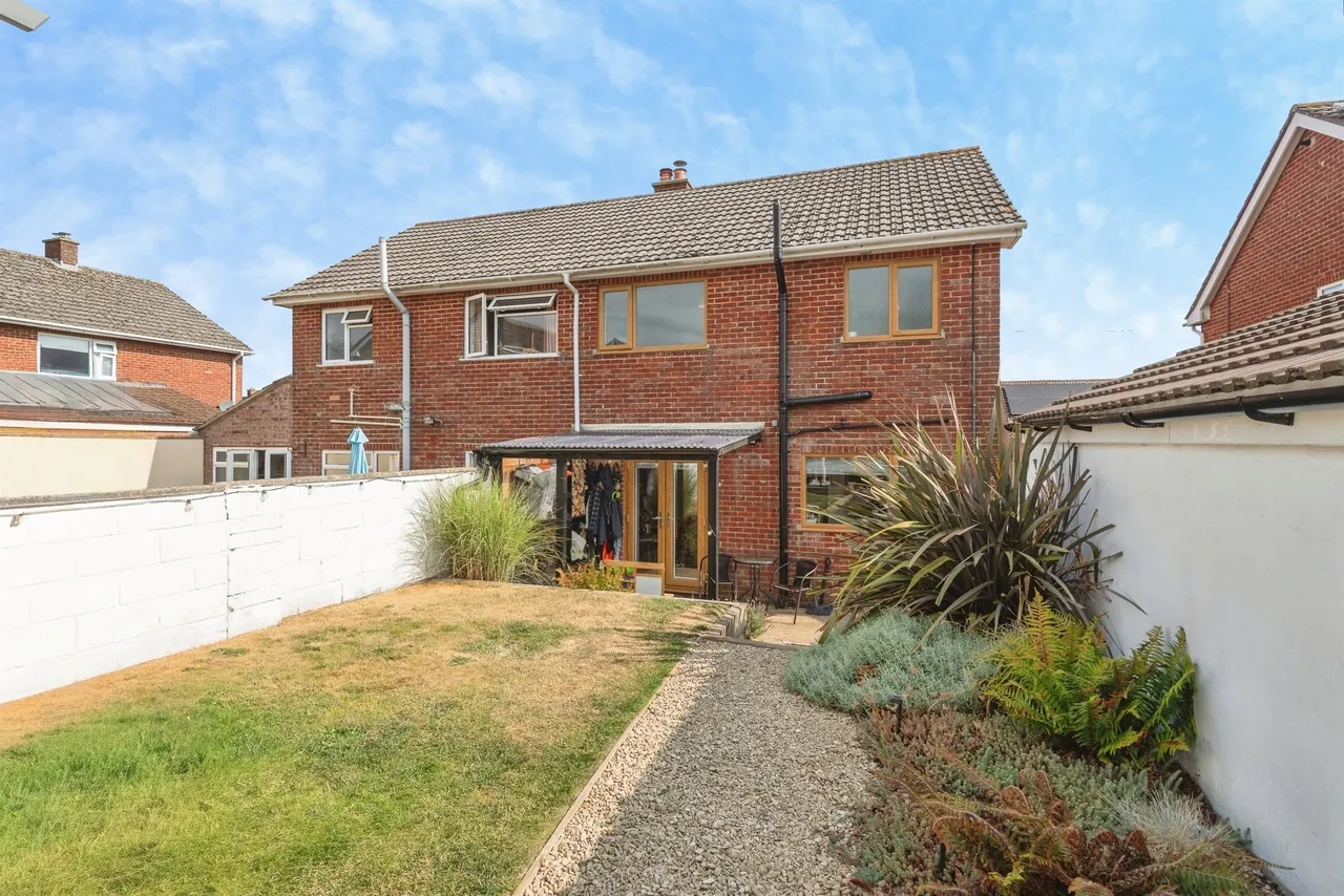 King Cuthred Drive, Chard, TA20, photo 21