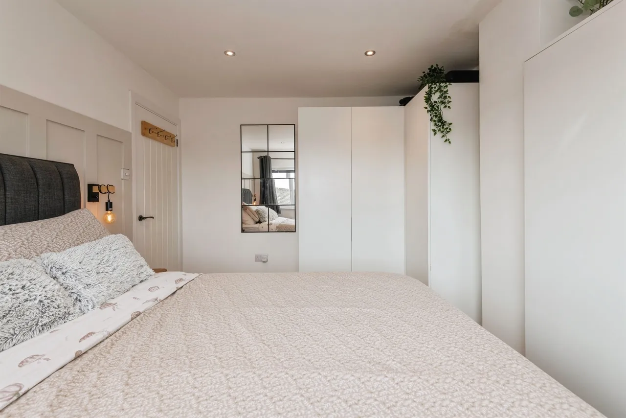 King Cuthred Drive, Chard, TA20, photo 9